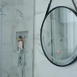 Newly Renovated * Тирана