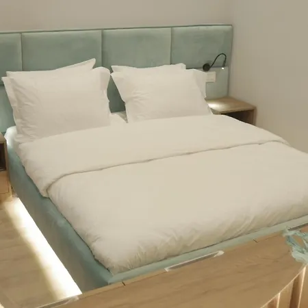 Newly Renovated Apartment