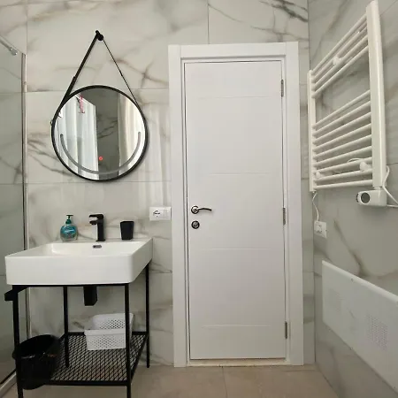 Newly Renovated Apartment