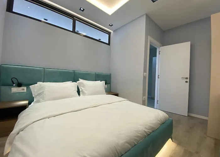 Newly Renovated *
